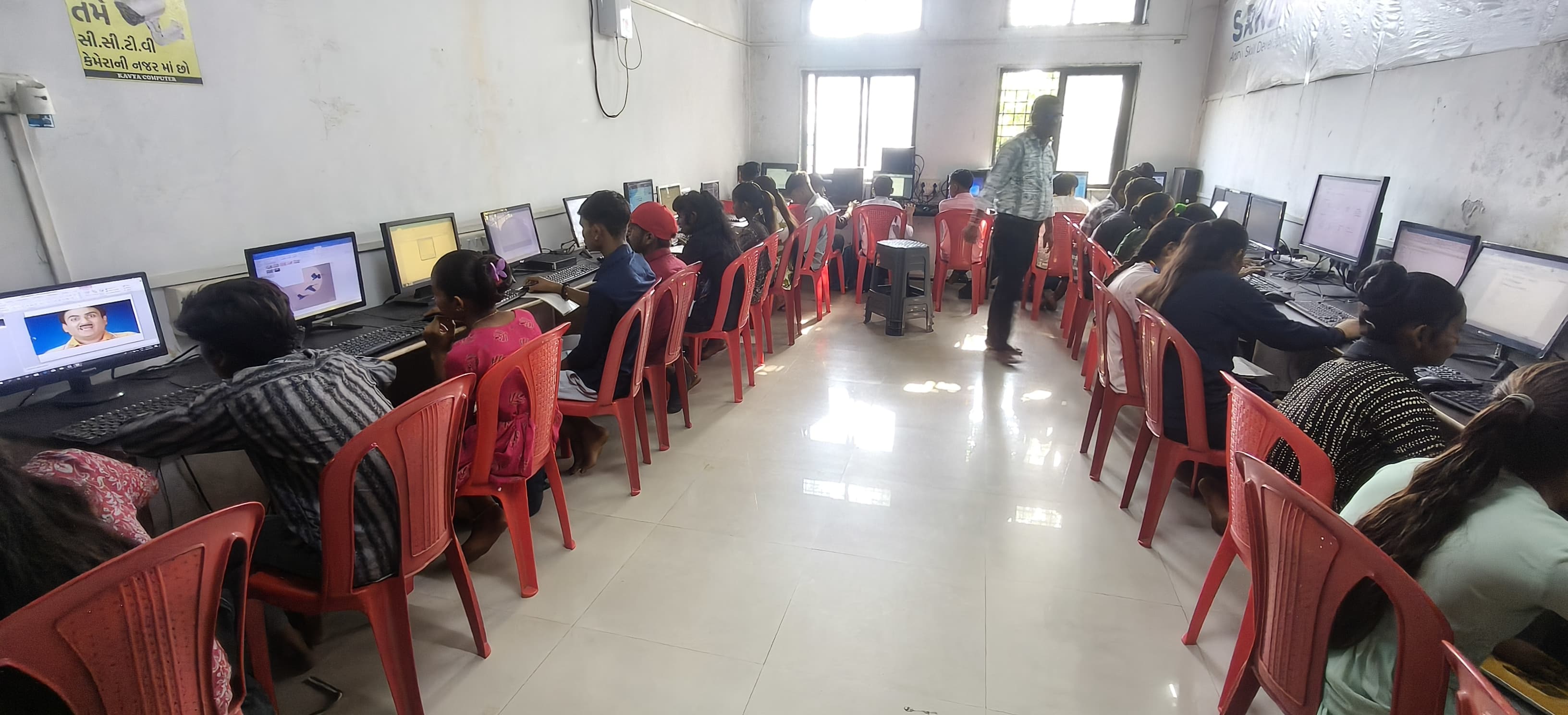 Top Computer Class In Lunawada 